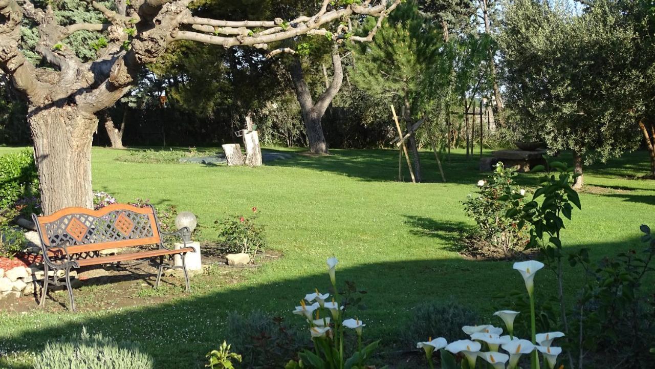 ארל Logis Hotel Des Granges מראה חיצוני תמונה