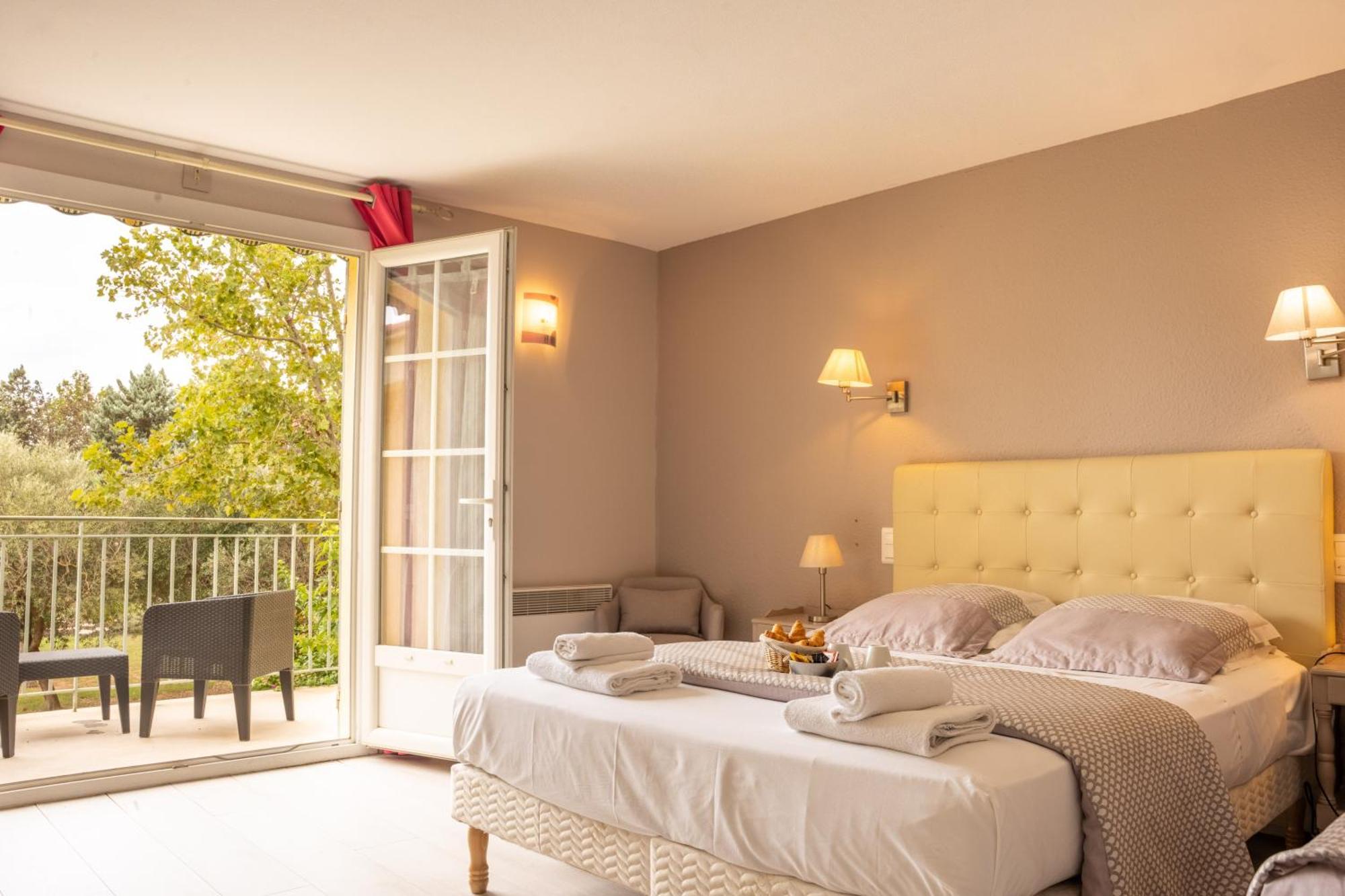ארל Logis Hotel Des Granges מראה חיצוני תמונה