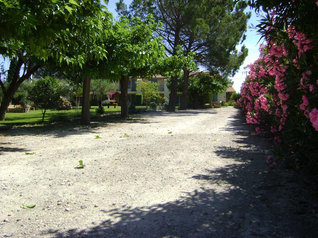 ארל Logis Hotel Des Granges מראה חיצוני תמונה
