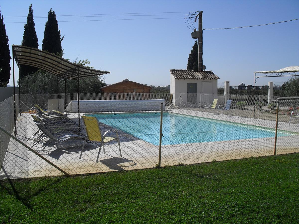 ארל Logis Hotel Des Granges מראה חיצוני תמונה