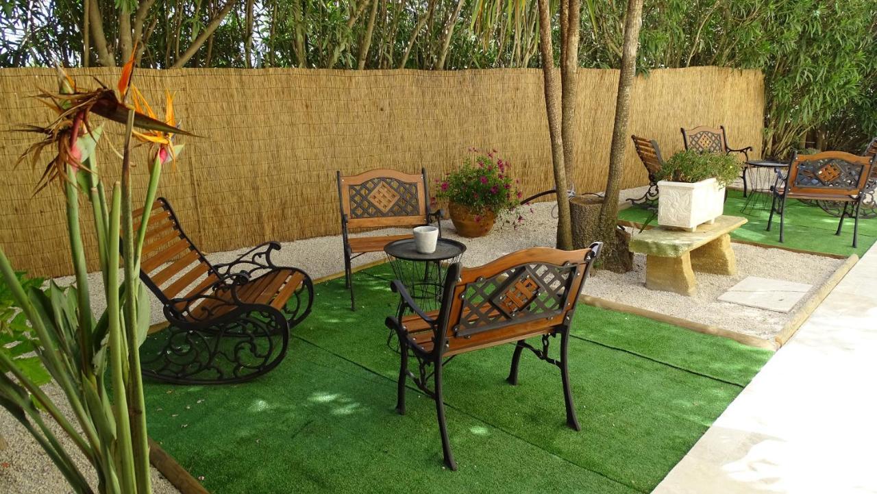 ארל Logis Hotel Des Granges מראה חיצוני תמונה